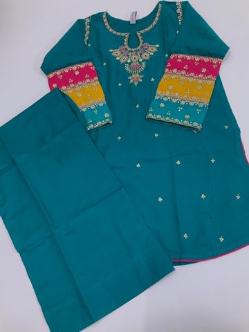 2-Piece Embroidered Emerald Green Dress