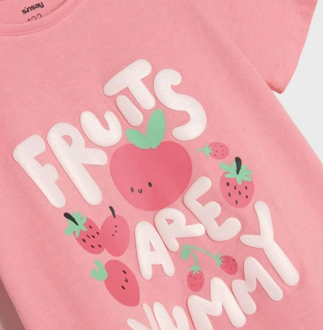 🍓 Sinsay Pink Strawberry Glitter Shirt – Soft & Comfy Style for Girls