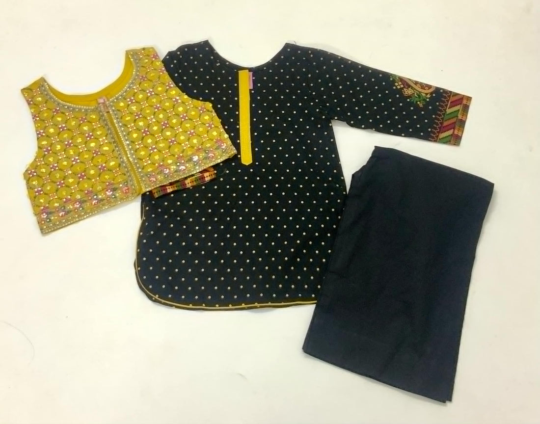 Peru Black & Mustard 3-Piece Koti Dress – Elegant Festive Wear